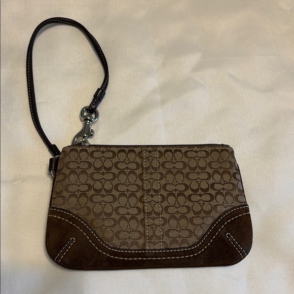 Coach Brown Signature Wristlet – GUC - Picture 1 of 10